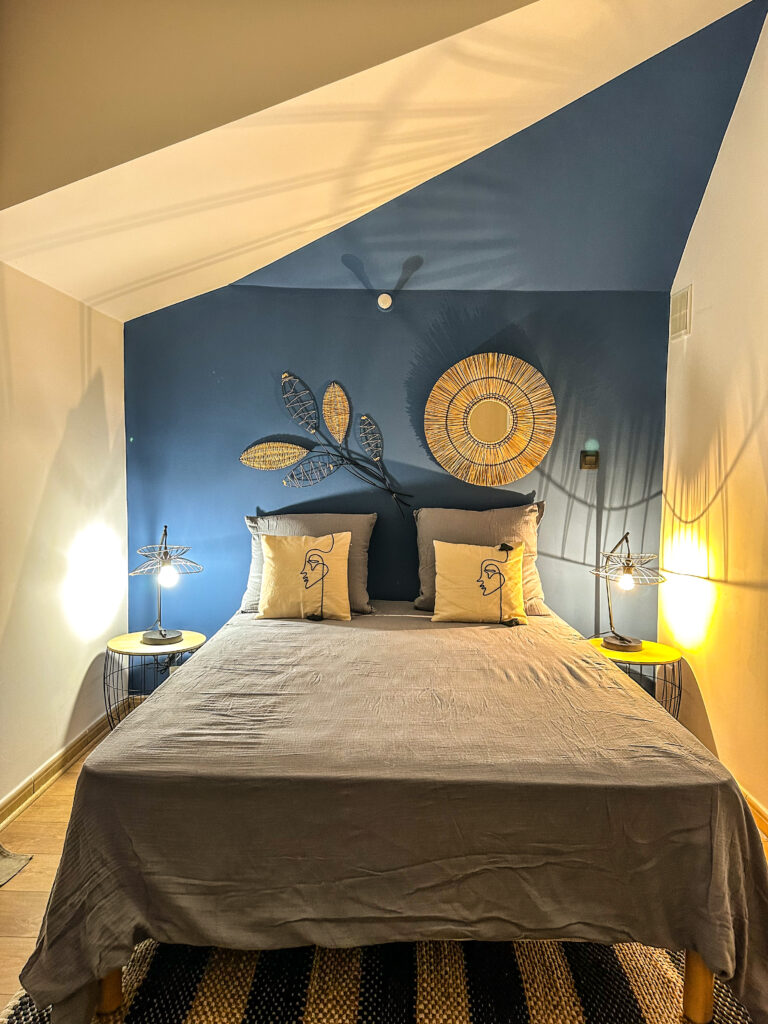 Chambre bleue de la Villa Luna